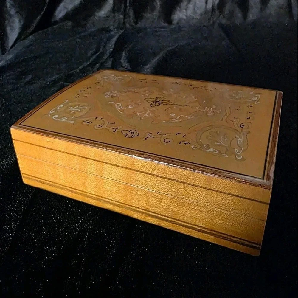 VTG Italian Sorrento Ware Inlaid Wood Trinket Jewelry Box – Foliate Scroll Italy